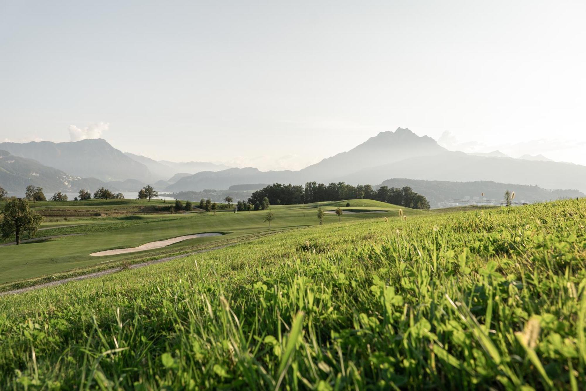 Gasthaus Badhof - Golfhotel Meggen Екстериор снимка